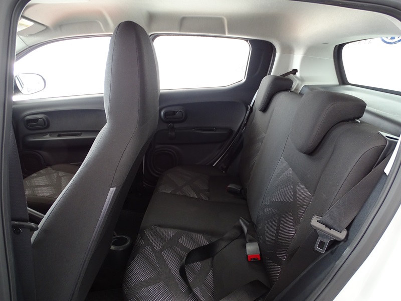 MOBI 1.0 8V EVO FLEX LIKE. MANUAL MOBI 1.0 8V EVO FLEX LIKE. MANUAL