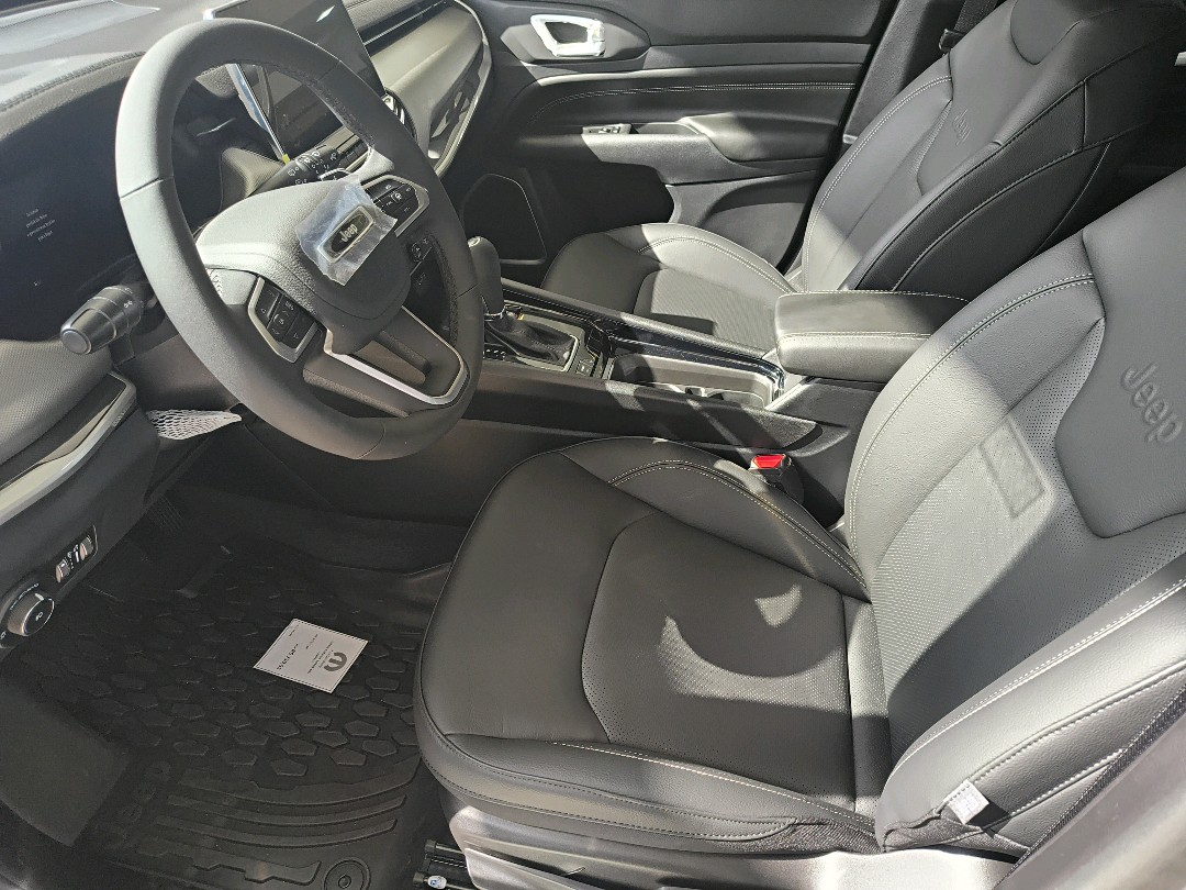 COMPASS 1.3 T270 TURBO FLEX LONGITUDE AT63