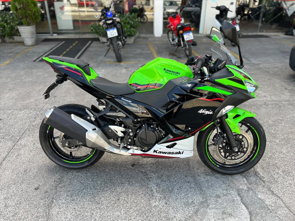 KAWASAKI NINJA foto 3