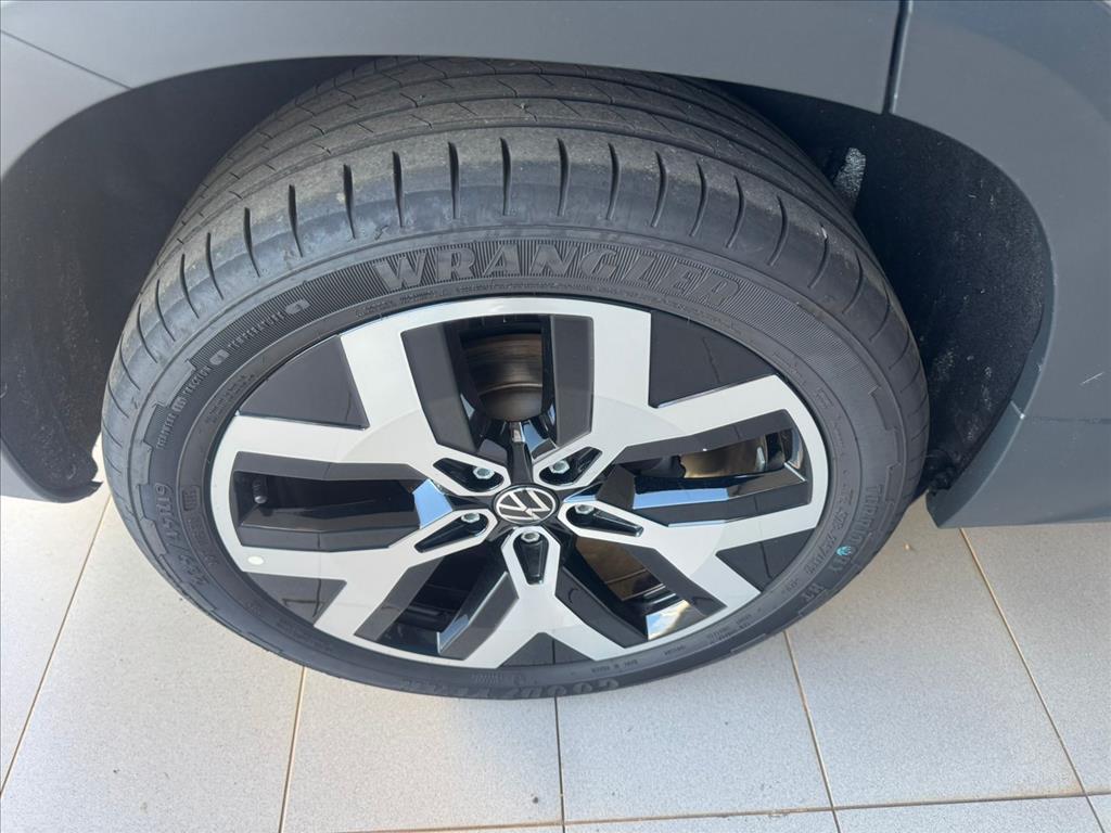 TAOS 1.4 250 TSI TOTAL FLEX HIGHLINE AUTOMÁTICO15