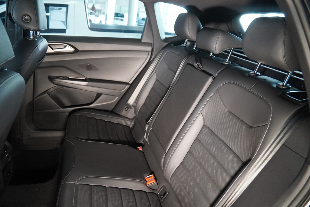 TAOS 1.4 250 TSI TOTAL FLEX HIGHLINE AUTOMÁTICO11