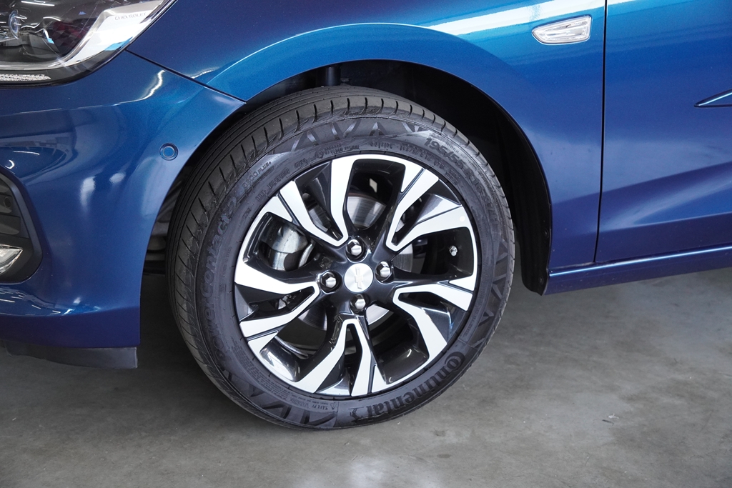 ONIX 1.0 TURBO FLEX PREMIER AUTOMÁTICO2