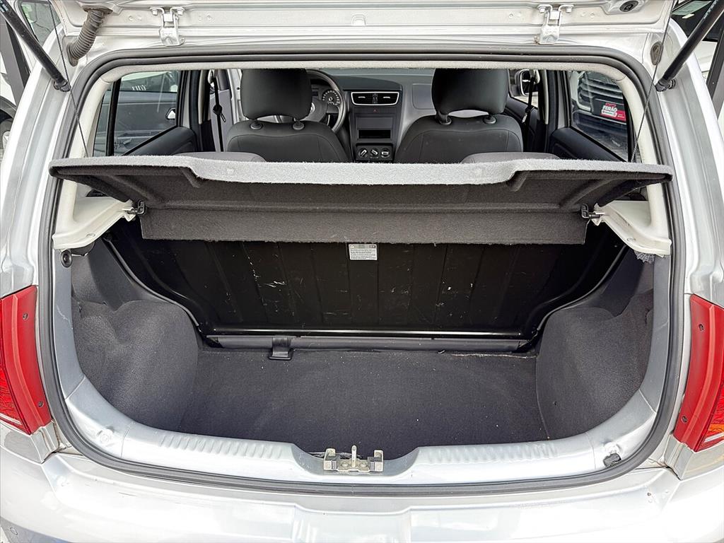 Volkswagen Fox - 1.6 MI 8V FLEX 4P MANUAL