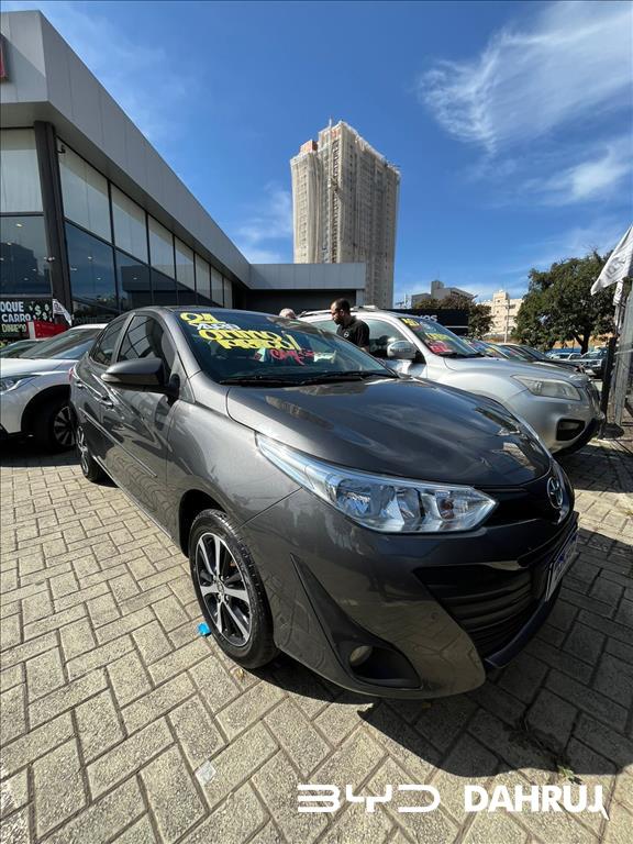 YARIS 1.5 16V FLEX SEDAN XL LIVE MULTIDRIVE2