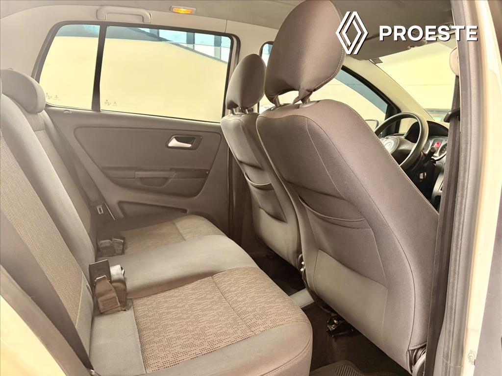 FOX 1.6 MI 8V FLEX 4P MANUAL10