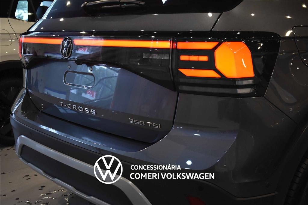 T-CROSS 1.4 250 TSI TOTAL FLEX HIGHLINE AUTOMÁTICO18