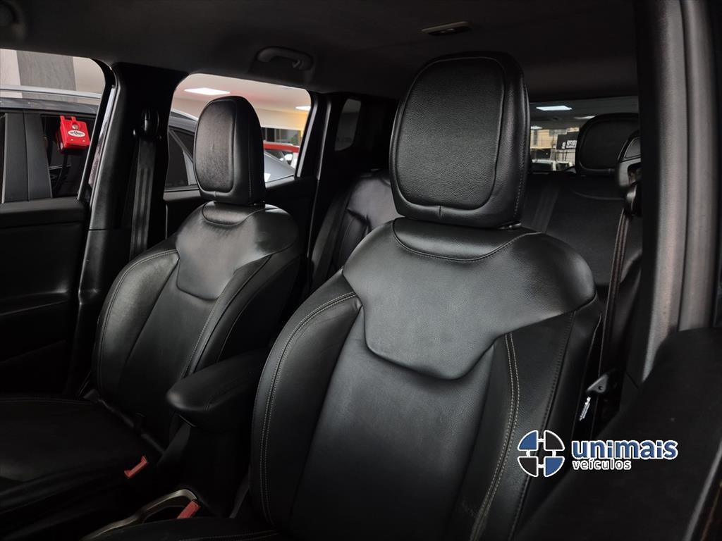 JEEP RENEGADE 1.8 16V FLEX LONGITUDE 4P AUTOMÁTICO — foto 4