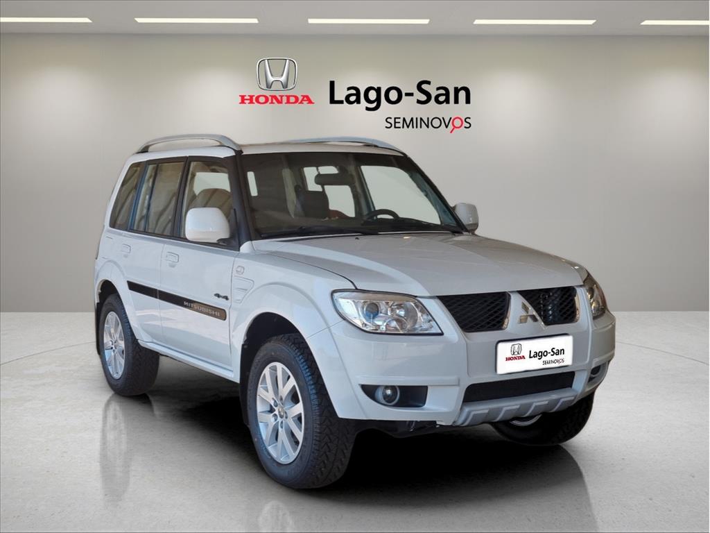 PAJERO TR4 2.0 4X4 16V 140CV FLEX 4P AUTOMÁTICO1