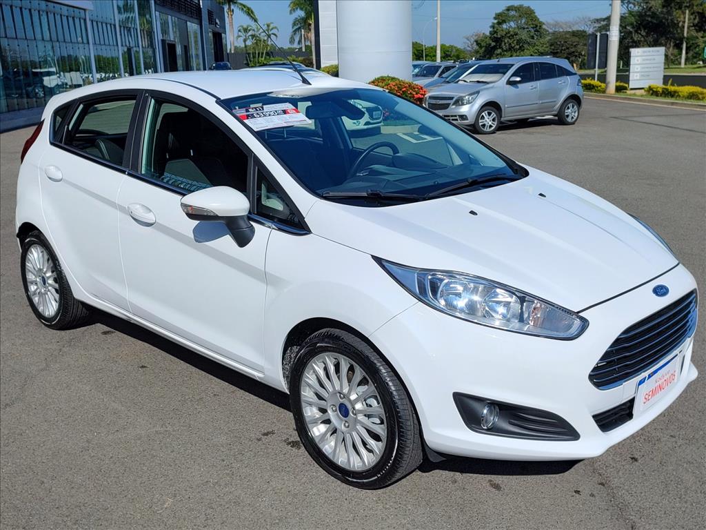 FIESTA 1.6 TITANIUM HATCH 16V FLEX 4P POWERSHIFT FIESTA 1.6 TITANIUM HATCH 16V FLEX 4P POWERSHIFT
