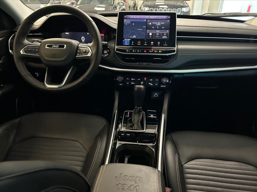 COMMANDER 1.3 T270 TURBO FLEX LONGITUDE AT68