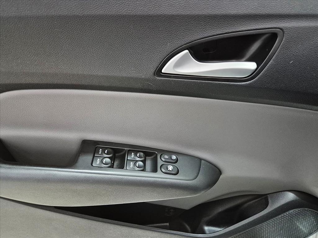 Hyundai-HB20S-1.6 PREMIUM 16V FLEX 4P AUTOMÁTICO