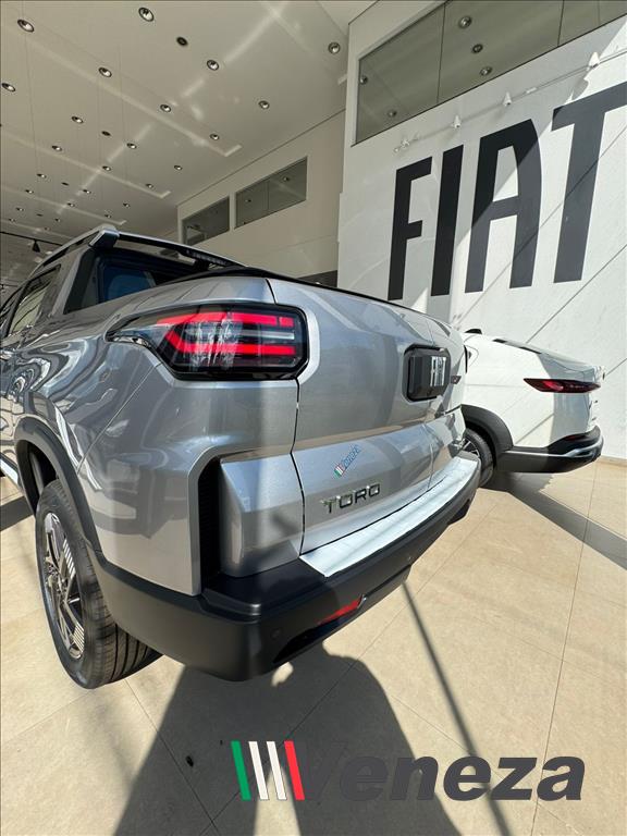 TORO 1.3 TURBO 270 FLEX VOLCANO AT64