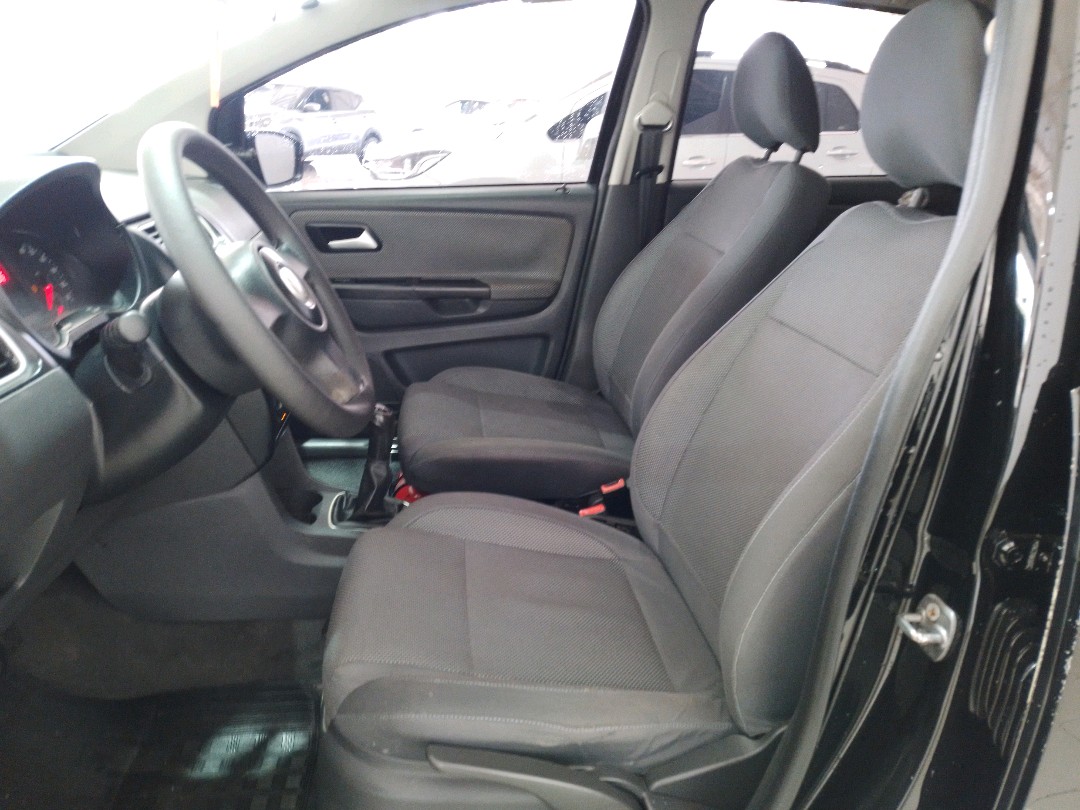 VW - Volkswagen-FOX-1.0 MI 8V FLEX 4P MANUAL
