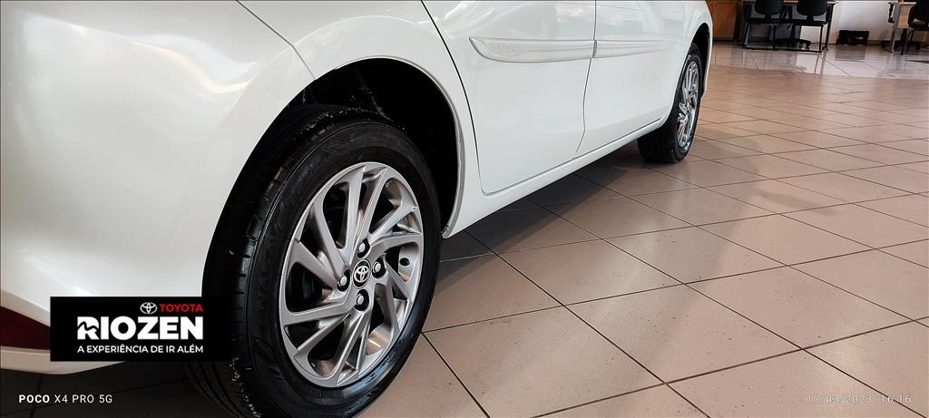 YARIS 1.5 16V FLEX XS CONNECT MULTIDRIVE6