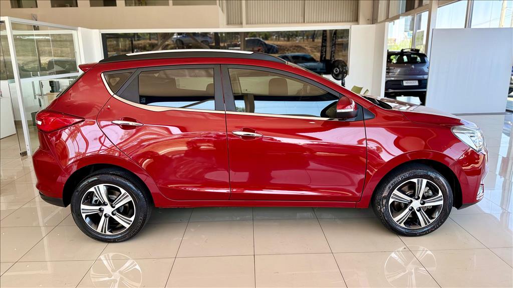 T40 1.6 16V GASOLINA PLUS 4P CVT8