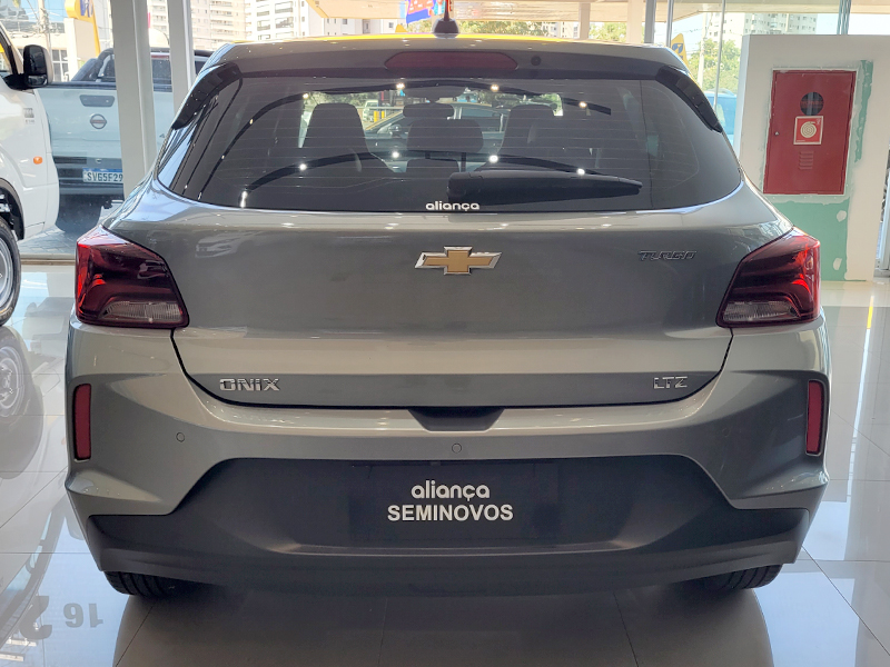 ONIX 1.0 TURBO FLEX LTZ AUTOMÁTICO5