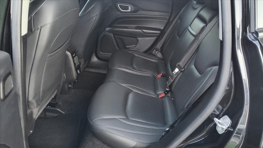 Jeep-COMPASS-1.3 T270 TURBO FLEX LONGITUDE AT6