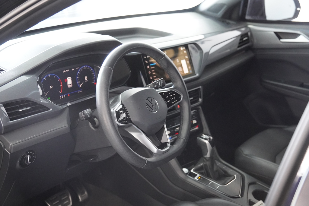 TAOS 1.4 250 TSI TOTAL FLEX HIGHLINE AUTOMÁTICO15