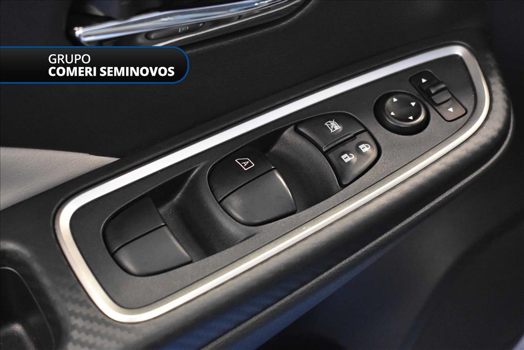 VERSA 1.6 16V FLEX EXCLUSIVE XTRONIC
