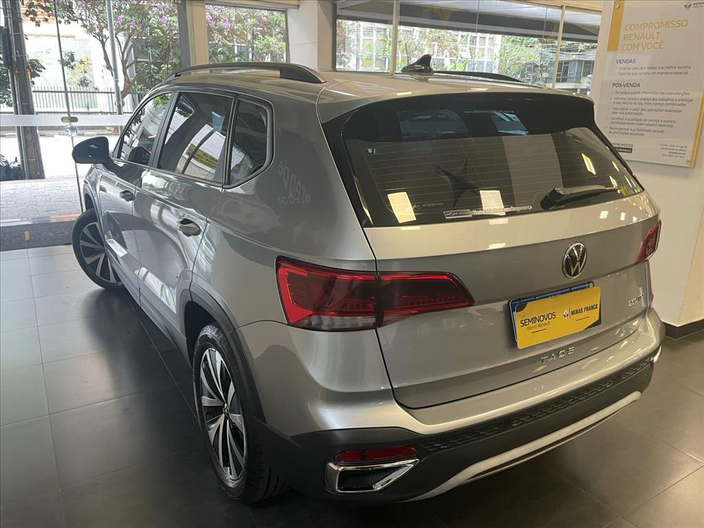 TAOS 1.4 250 TSI TOTAL FLEX COMFORTLINE AUTOMÁTICO5