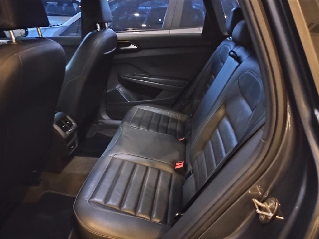 VW - Volkswagen-TAOS-1.4 250 TSI TOTAL FLEX HIGHLINE AUTOMÁTICO