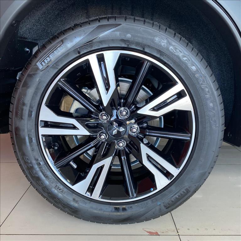 Mitsubishi-ECLIPSE CROSS-1.5 MIVEC TURBO GASOLINA HPE CVT