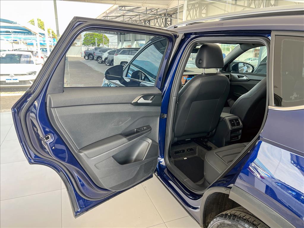 TAOS 1.4 250 TSI TOTAL FLEX HIGHLINE AUTOMÁTICO16