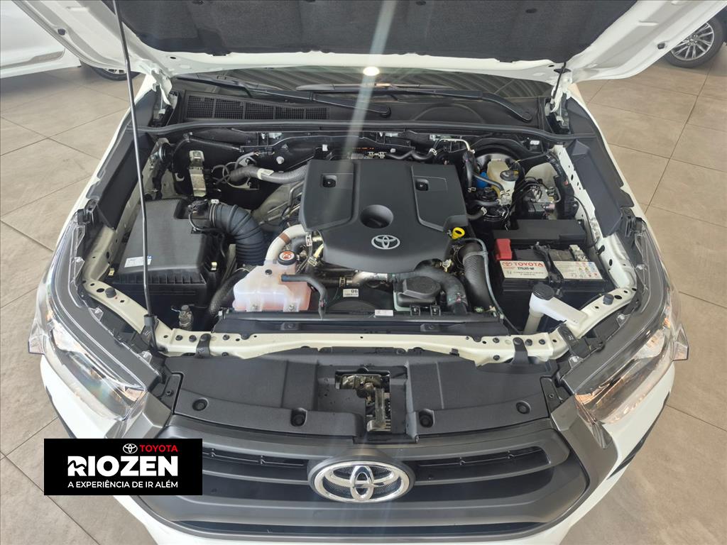 HILUX 2.8 D-4D TURBO DIESEL CD POWER PACK 4X4 AUTOMÁTICO9