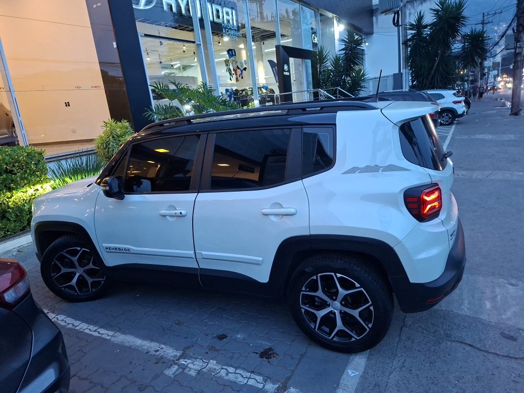 Jeep-RENEGADE-1.3 T270 TURBO FLEX SAHARA AT6