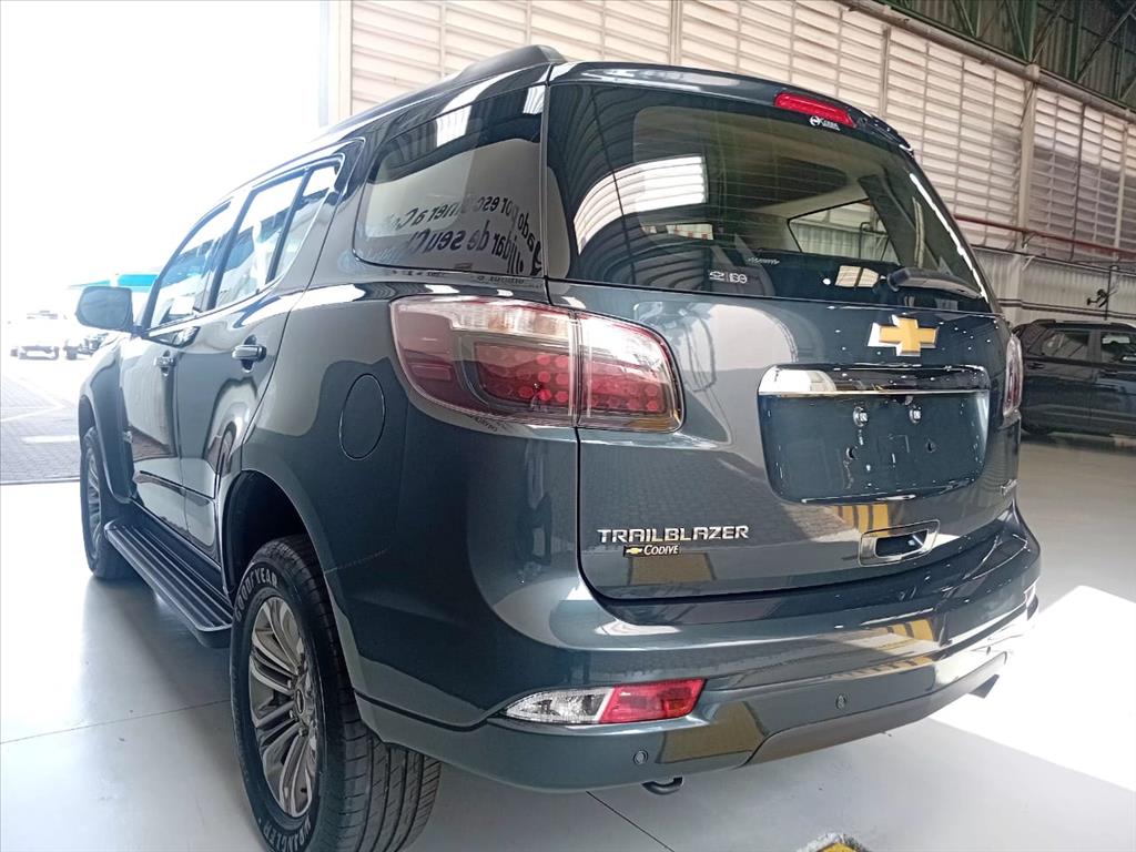 TRAILBLAZER 2.8 16V TURBO DIESEL HIGH COUNTRY 7L 4X4 AUTOMÁTICO15