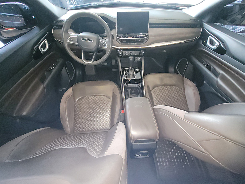 COMMANDER 1.3 T270 TURBO FLEX OVERLAND AT67