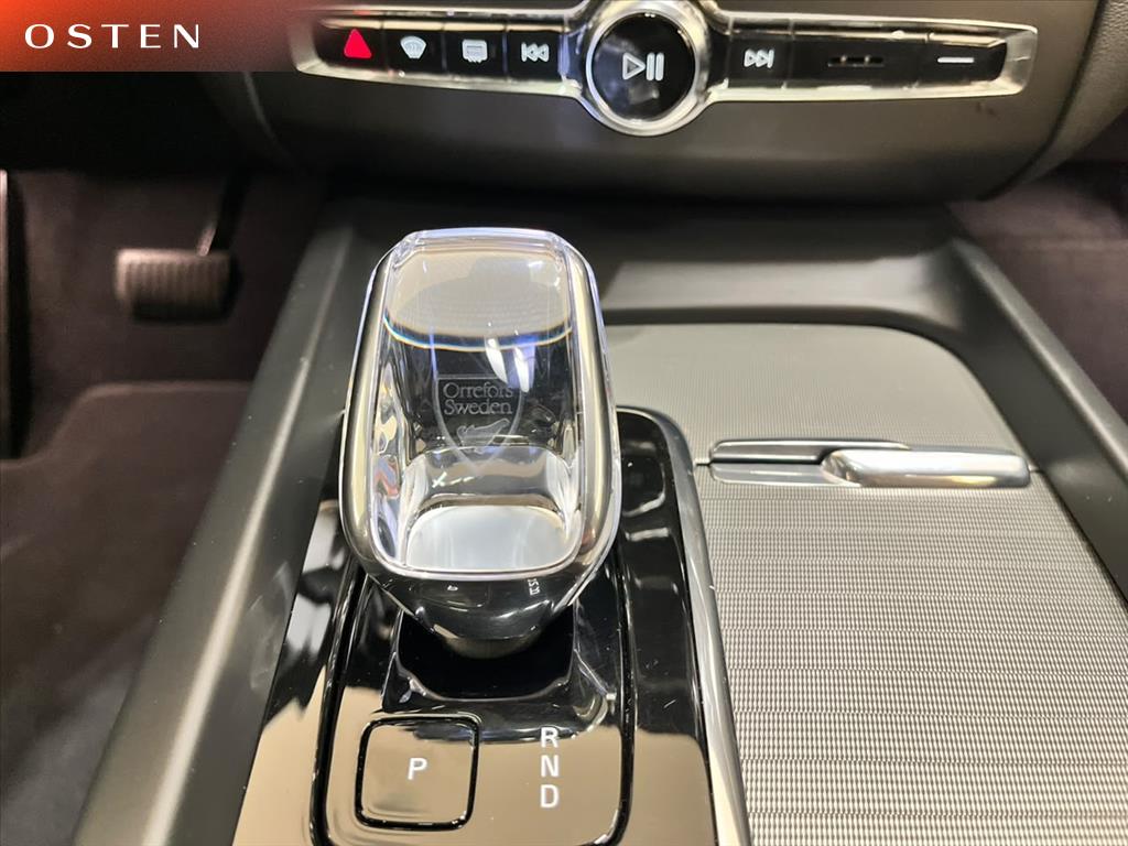 Volvo-XC60-2.0 T8 RECHARGE ULTIMATE DARK AWD GEARTRONIC