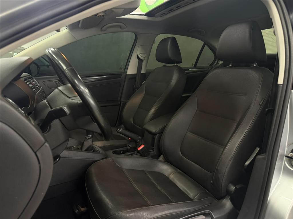 JETTA 2.0 COMFORTLINE FLEX 4P MANUAL5