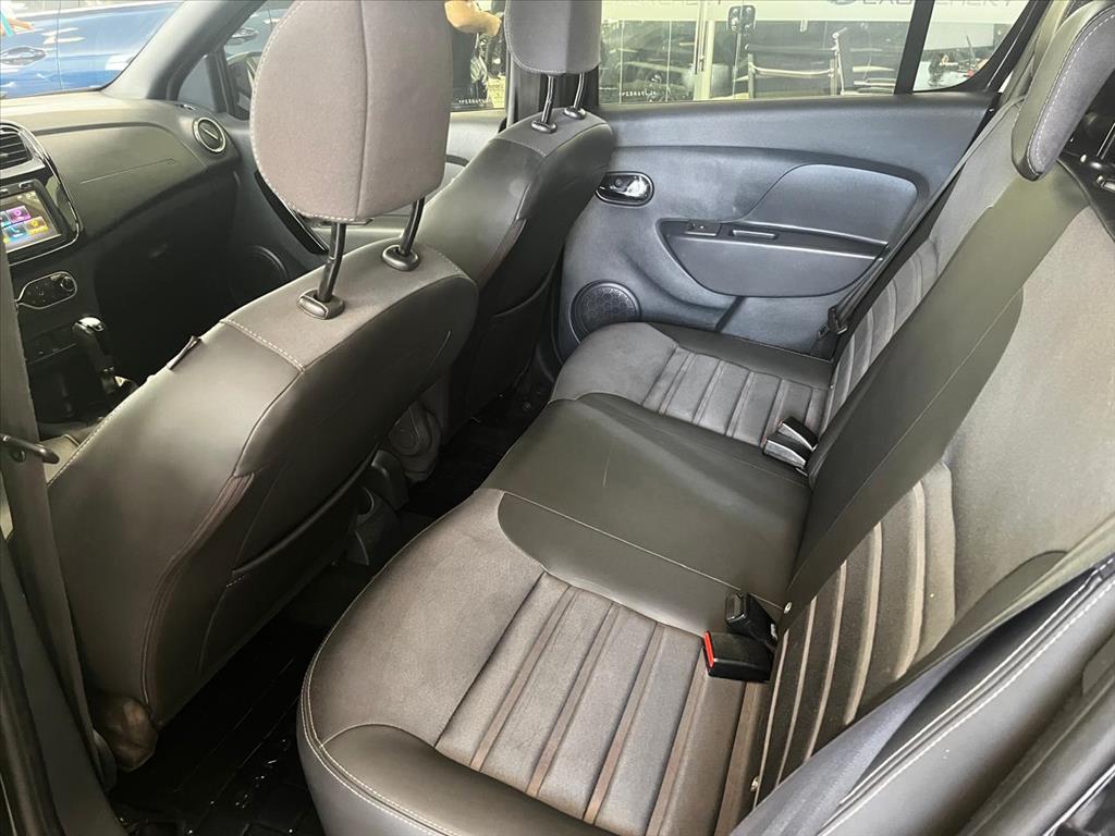 Renault-SANDERO-1.6 16V SCE FLEX INTENSE X-TRONIC