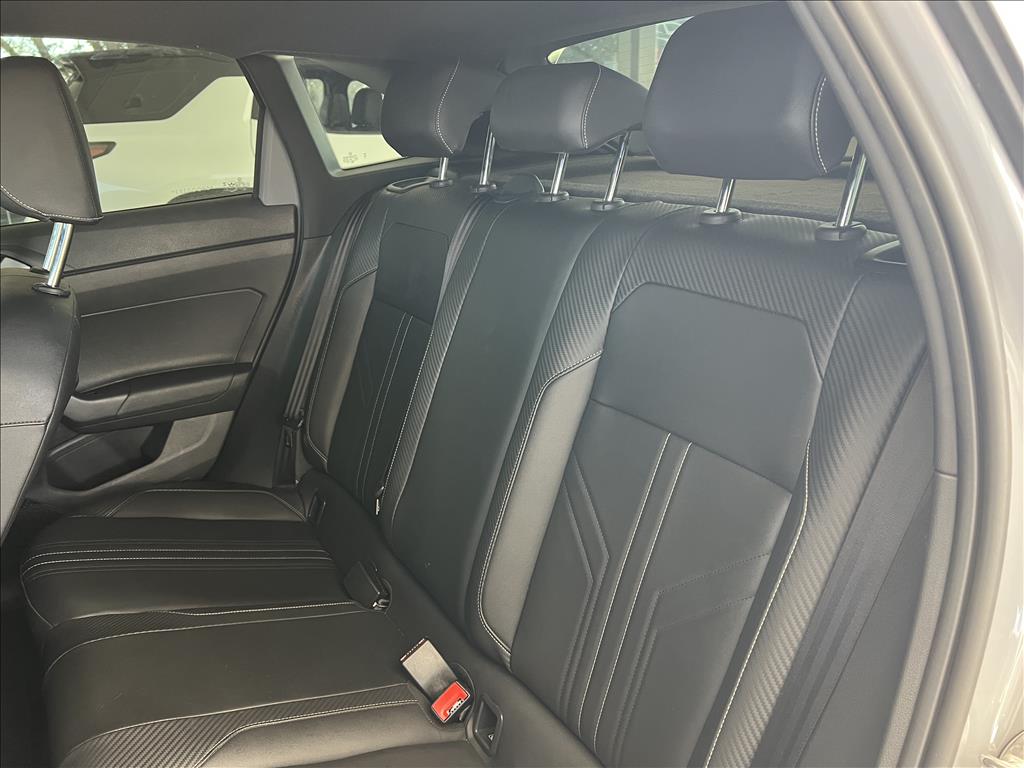 NIVUS 1.0 200 TSI TOTAL FLEX HIGHLINE AUTOMÁTICO17