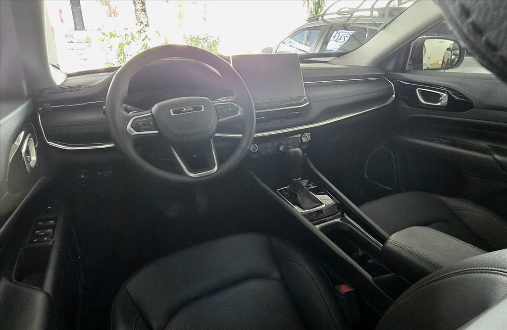 COMPASS 1.3 T270 TURBO FLEX LIMITED AT68