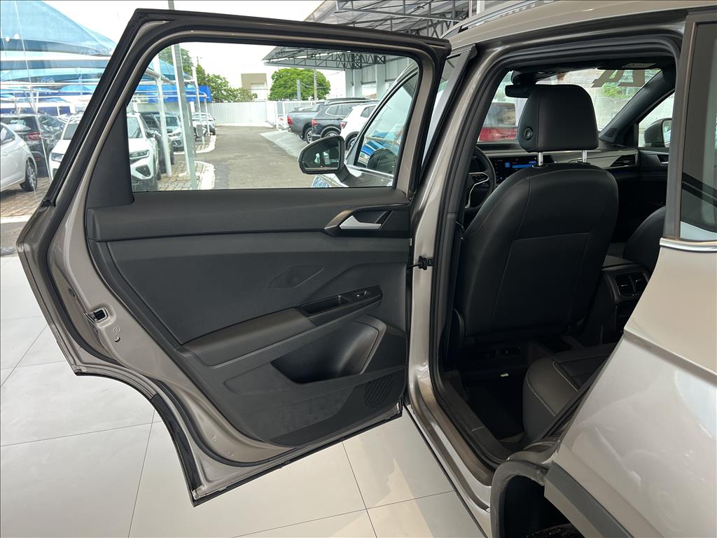 TAOS 1.4 250 TSI TOTAL FLEX HIGHLINE AUTOMÁTICO16