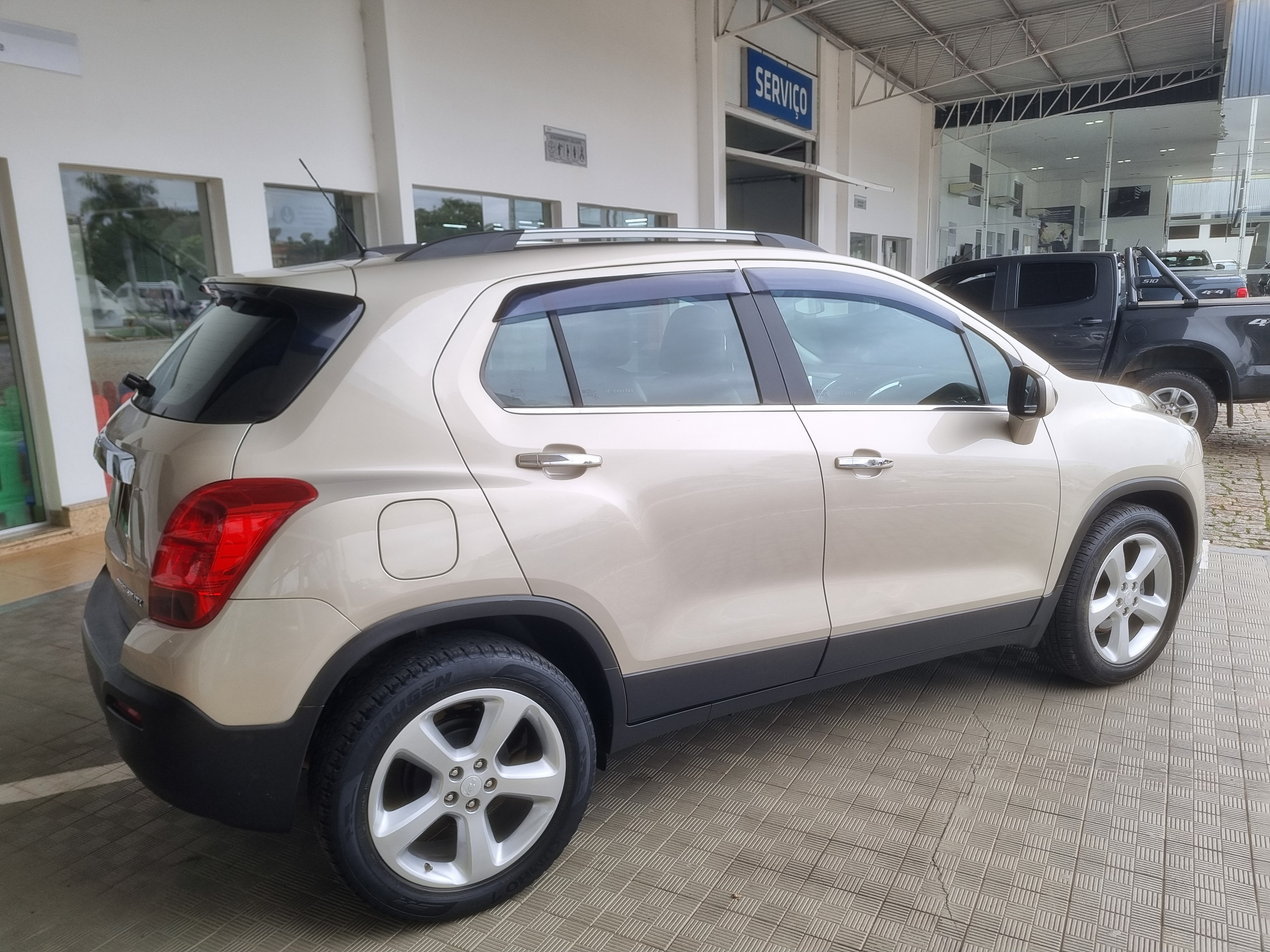 TRACKER 1.8 MPFI LTZ 4X2 16V FLEX 4P AUTOMÁTICO3