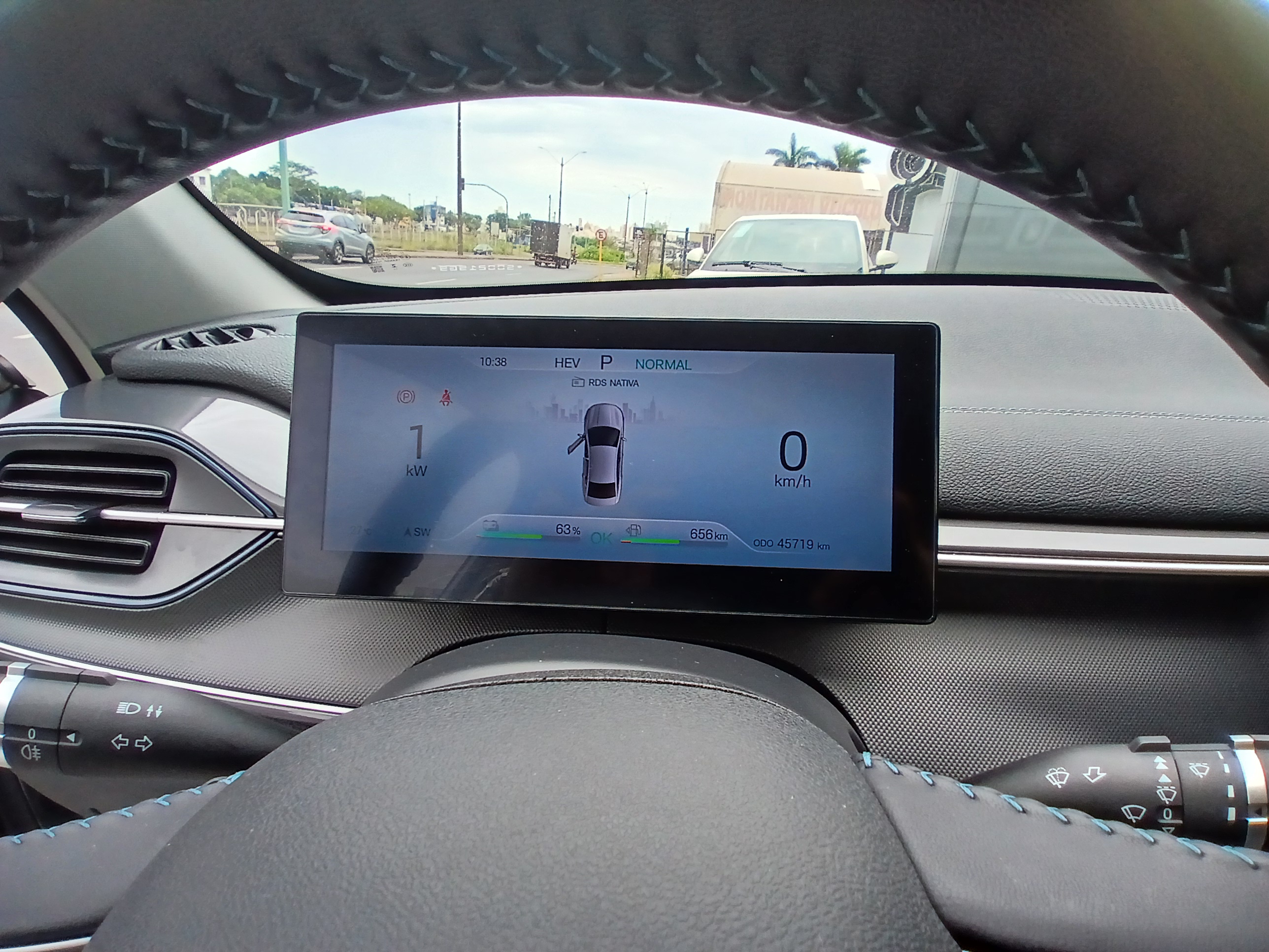 KING 1.5 DM-I PHEV GS AUTOMÁTICO11