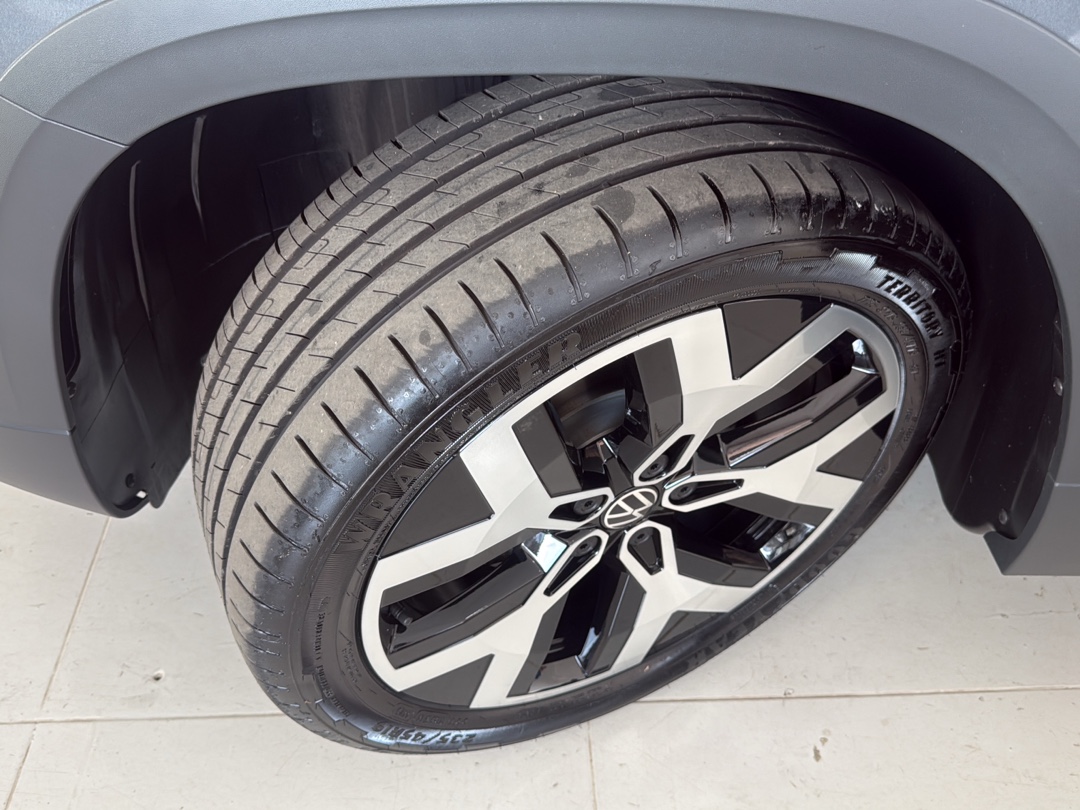 TAOS 1.4 250 TSI TOTAL FLEX HIGHLINE AUTOMÁTICO14