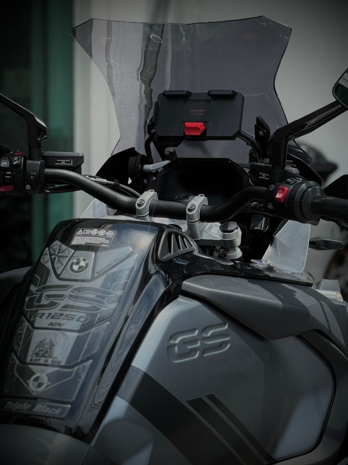 BMW Motorrad-R-1250 GS ADVENTURE TRIPLE BLACK