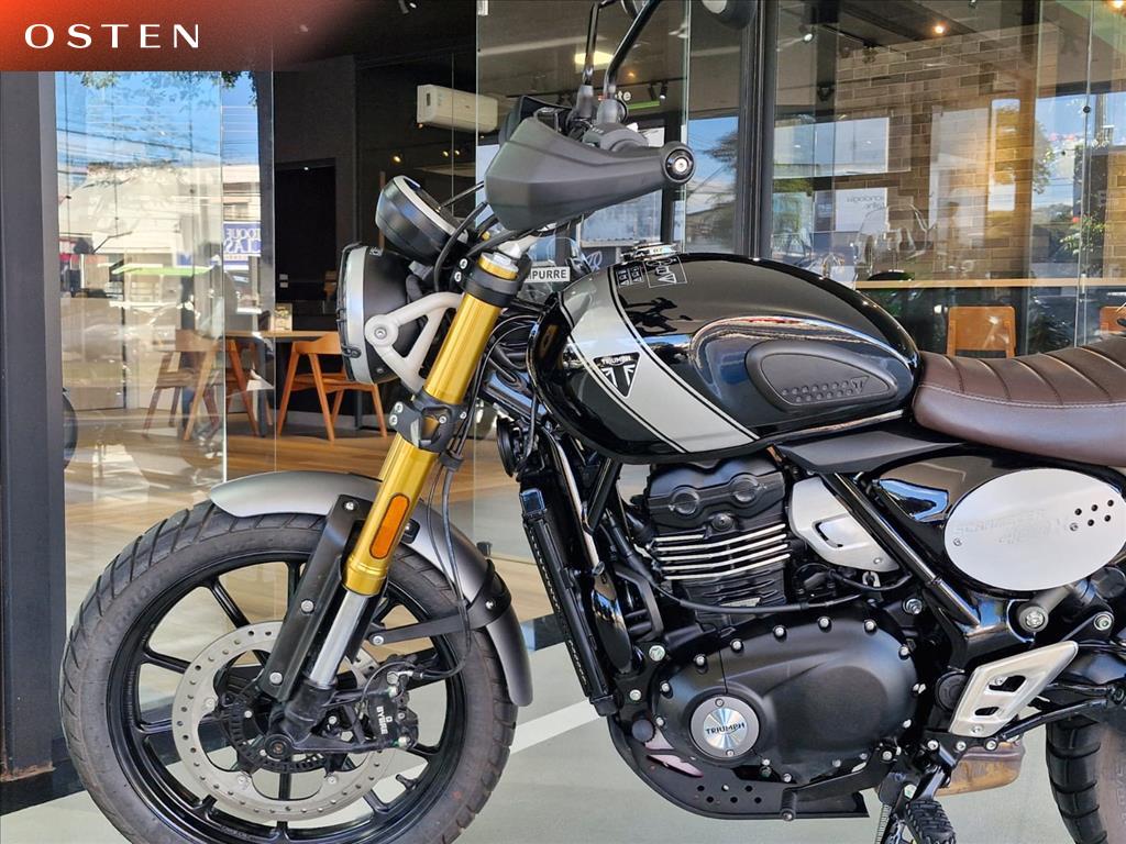 TRIUMPH-SCRAMBLER-400 X