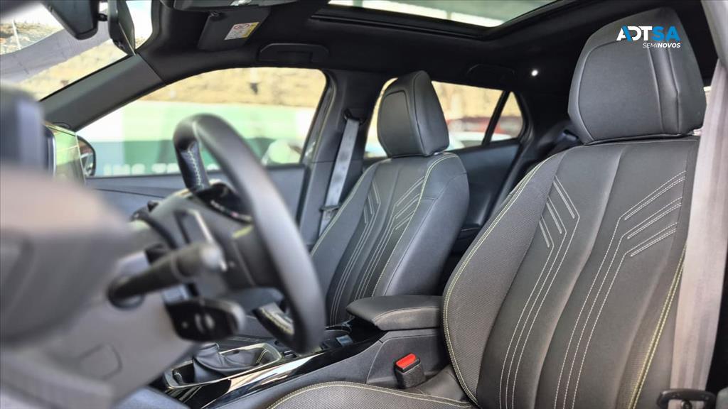 PEUGEOT 2008 1.0 TURBO 200 FLEX GT CVT