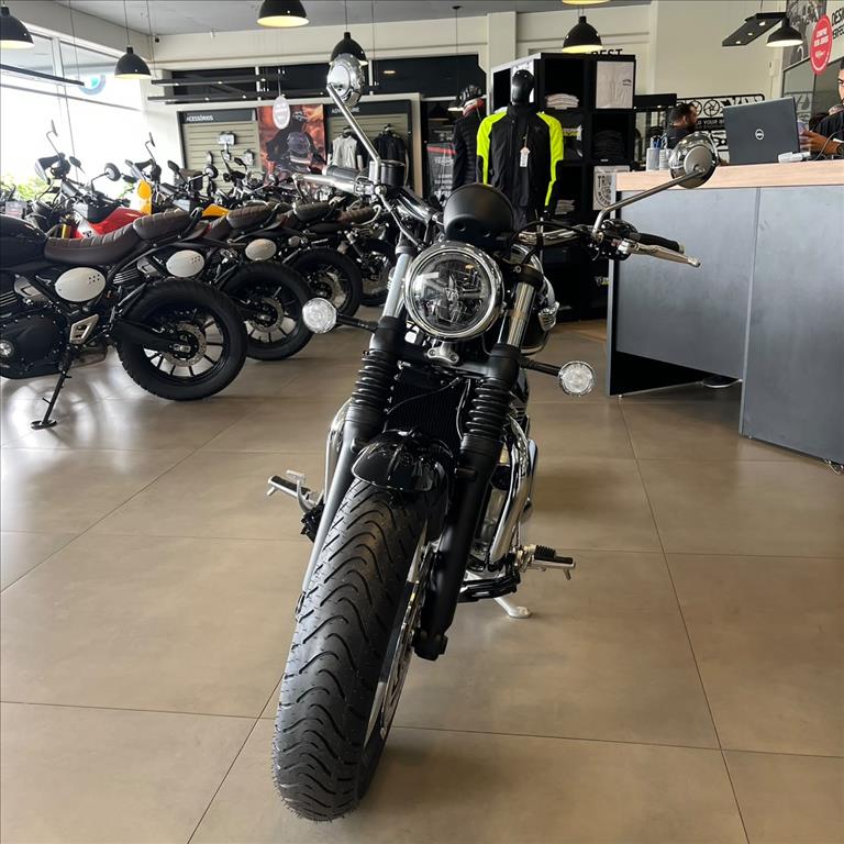TRIUMPH-BONNEVILLE-SPEEDMASTER