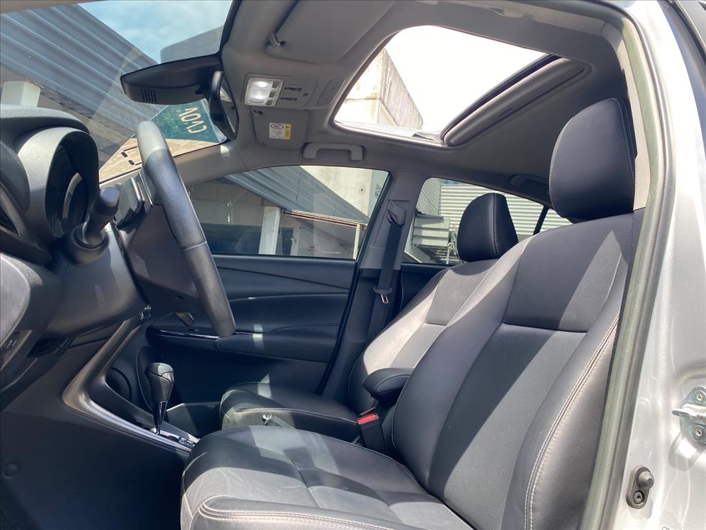 Toyota-YARIS-1.5 16V FLEX SEDAN XLS CONNECT MULTIDRIVE