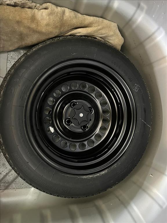 KICKS PLAY 1.6 16V FLEXSTART ACTIVE PLUS XTRONIC13