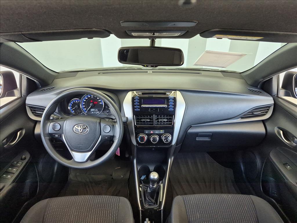 YARIS 1.3 16V FLEX XL MANUAL5