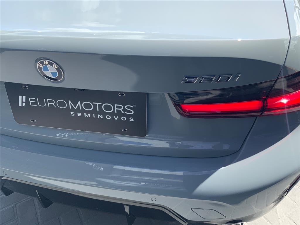 BMW-320i-2.0 16V TURBO FLEX M SPORT AUTOMÁTICO