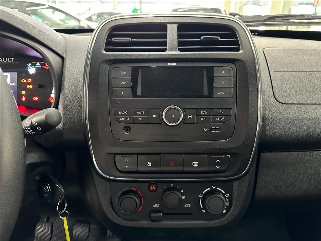 KWID 1.0 12V SCE FLEX ZEN MANUAL9