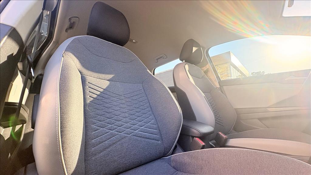 TAOS 1.4 250 TSI TOTAL FLEX COMFORTLINE AUTOMÁTICO13